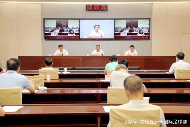 巴萨引援大手笔：戈登加盟背后的深意与未来展望